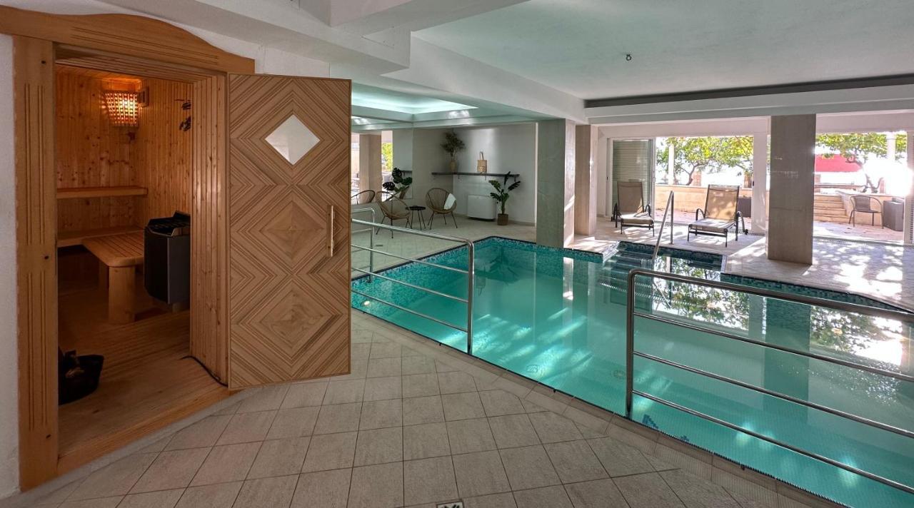 Luxury Seaside Villa With A Classic Mediterranean Olive Garden, A Fully Equipped Professional Kitchen, Pool, Sauna, Padle Boards And Canoe - Miolin Beach House Trogir Dış mekan fotoğraf